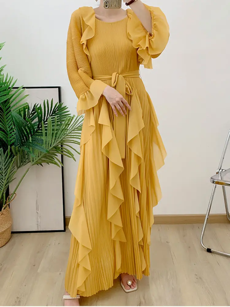 LANMREM Fashion Ruffles Pleated Dress Women Round Neck Flare Sleeves Solid Maxi Belt Dresses Party 2025 Spring New 2AA1502