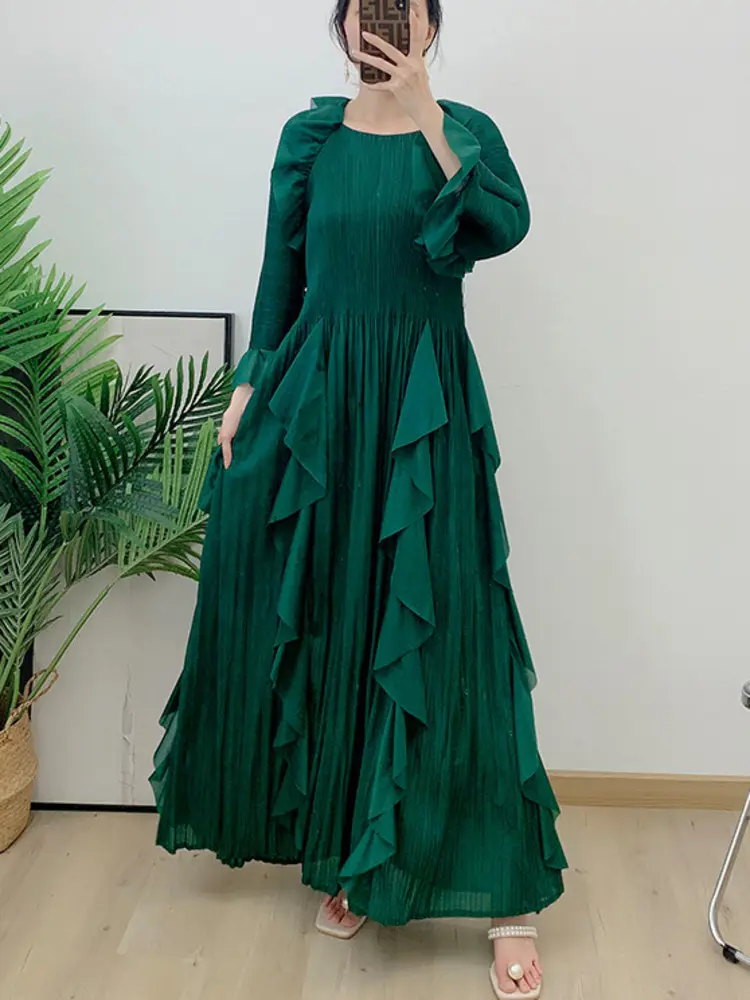 LANMREM Fashion Ruffles Pleated Dress Women Round Neck Flare Sleeves Solid Maxi Belt Dresses Party 2025 Spring New 2AA1502