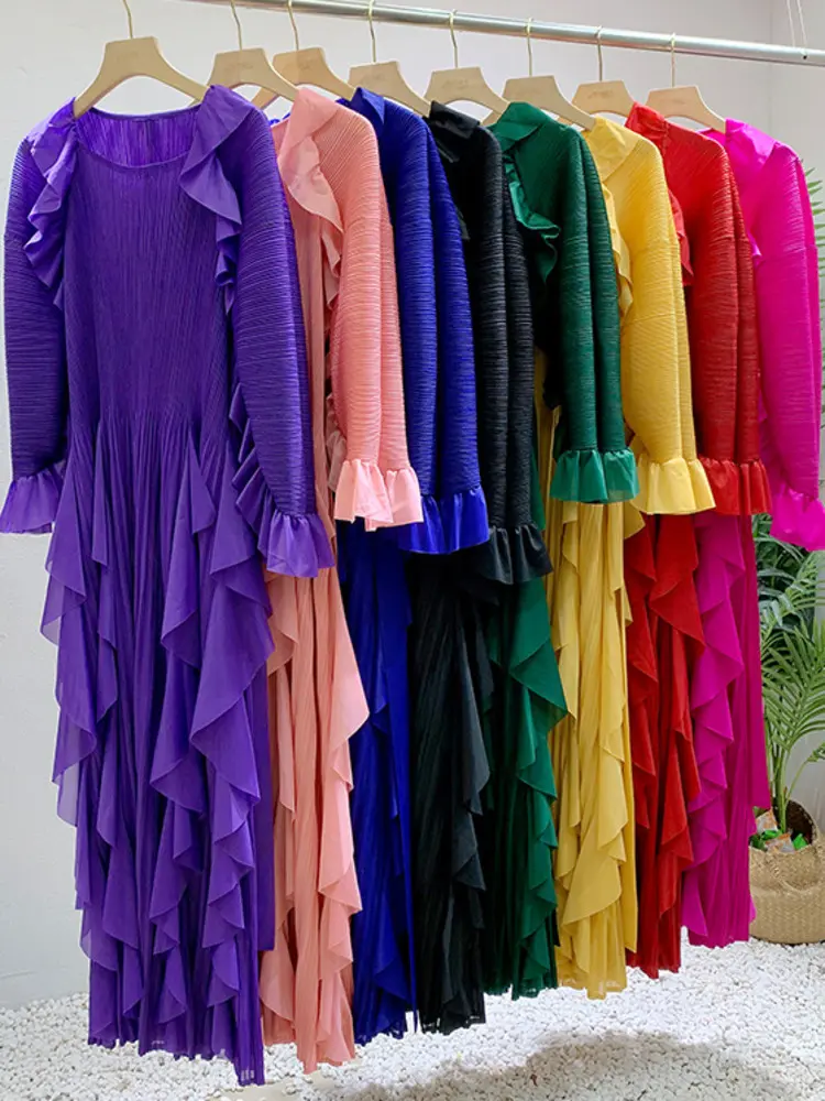 LANMREM Fashion Ruffles Pleated Dress Women Round Neck Flare Sleeves Solid Maxi Belt Dresses Party 2025 Spring New 2AA1502