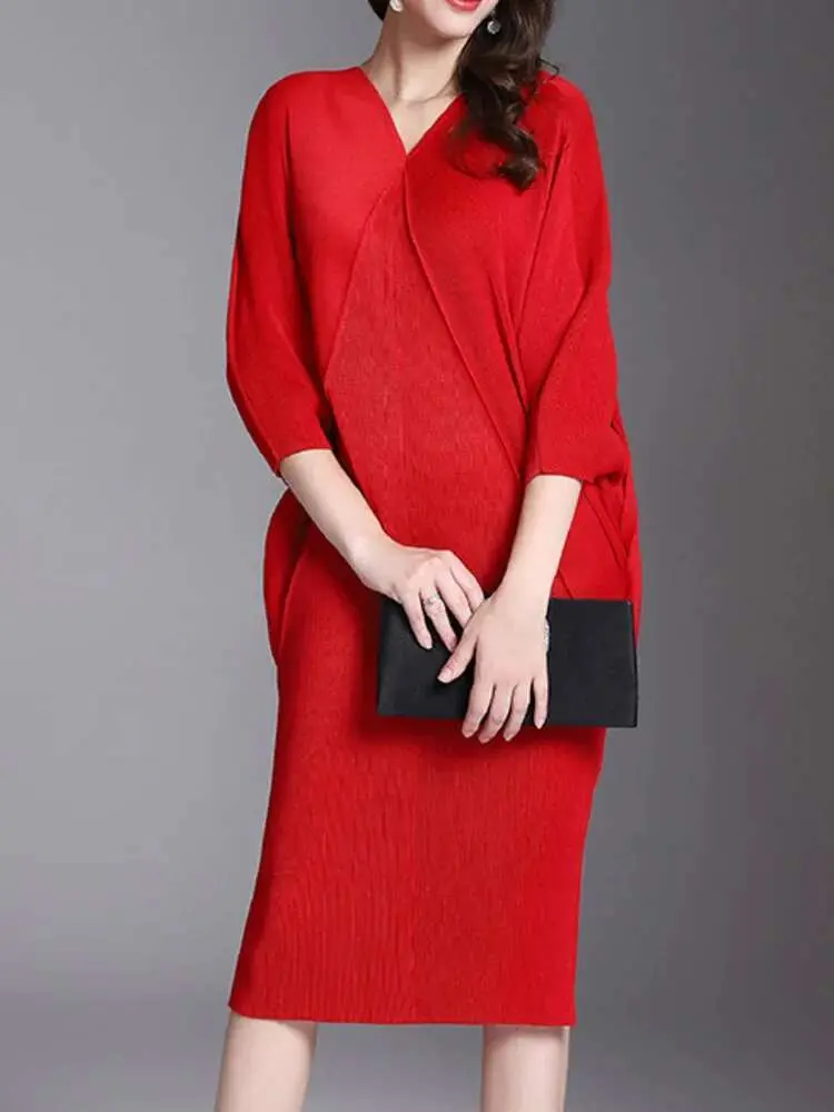 LANMREM Women Dress Round Neck Three Quarter Batwing Sleeves Dresses Loose  Pleated Fashion 2025 2H236