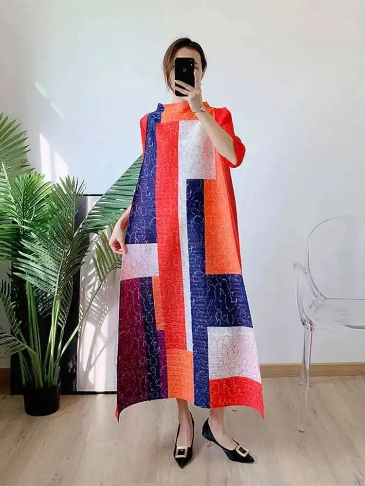 LANMREM Pleated Long Dress For Women Turtleneck Large Hem Loose Color Block Printing Dresses Female Fashion 2025 New 2M387