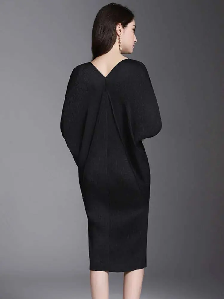 LANMREM Women Dress Round Neck Three Quarter Batwing Sleeves Dresses Loose  Pleated Fashion 2025 2H236