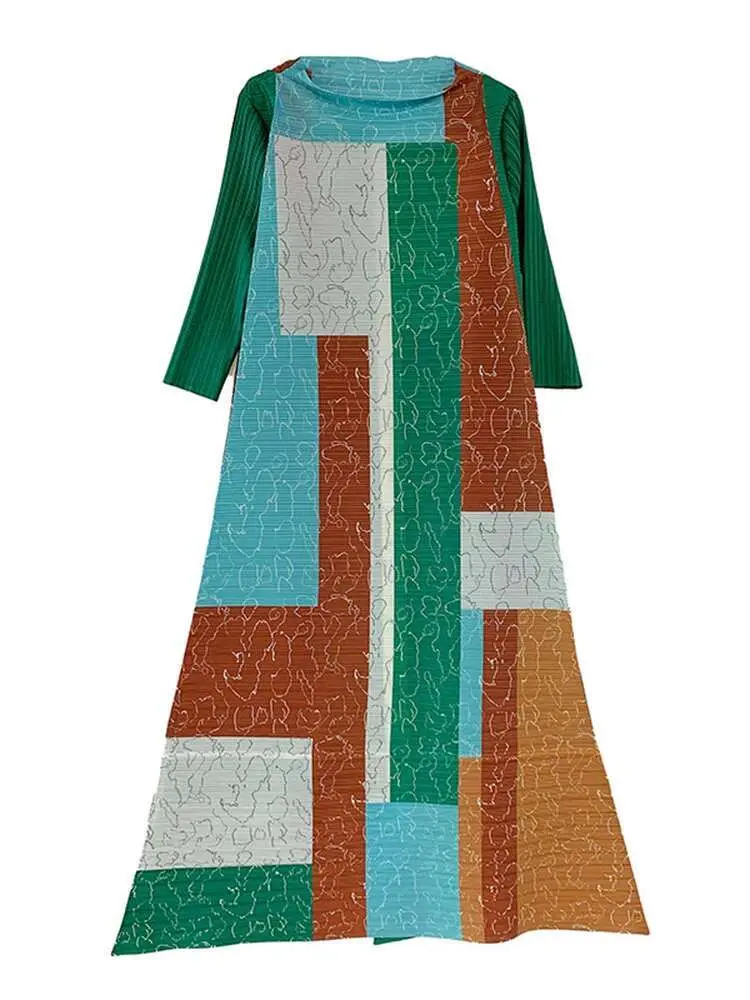 LANMREM Pleated Long Dress For Women Turtleneck Large Hem Loose Color Block Printing Dresses Female Fashion 2025 New 2M387