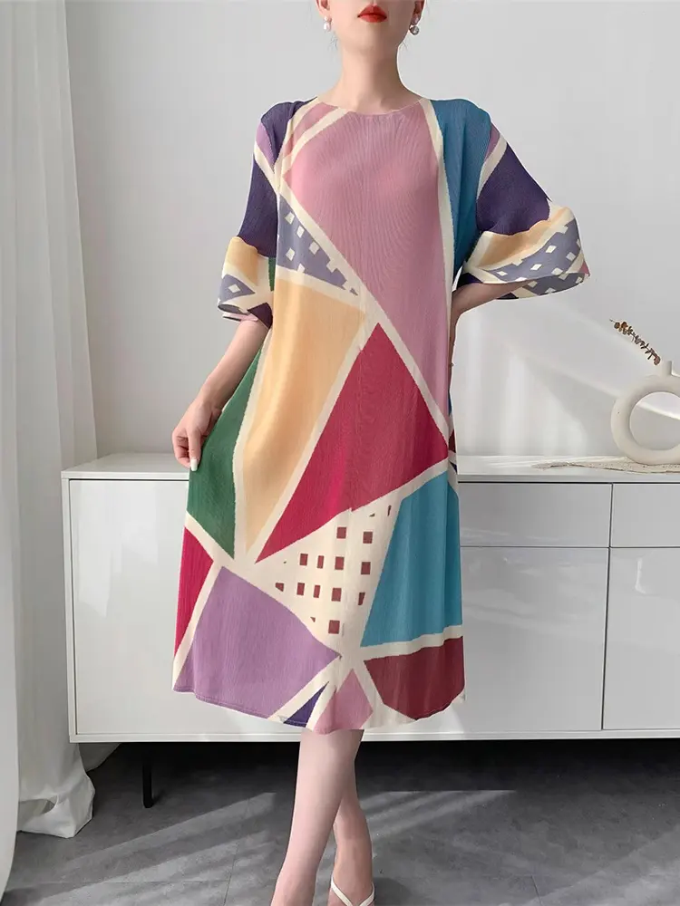 LANMREM Geometric Printting Fashion Pleated Dress Women's 2025 New Loose Causal Round Collar Half Sleeve Casual Dresses 2DB3111