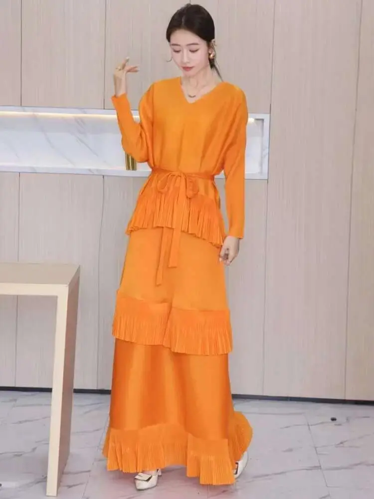 LANMREM Ruffled V-neck Lace-up Pleated Dress Women Slim Solid Color Lace Up Multi-layer Long Dresses Fashion 2025 Spring 2DE459