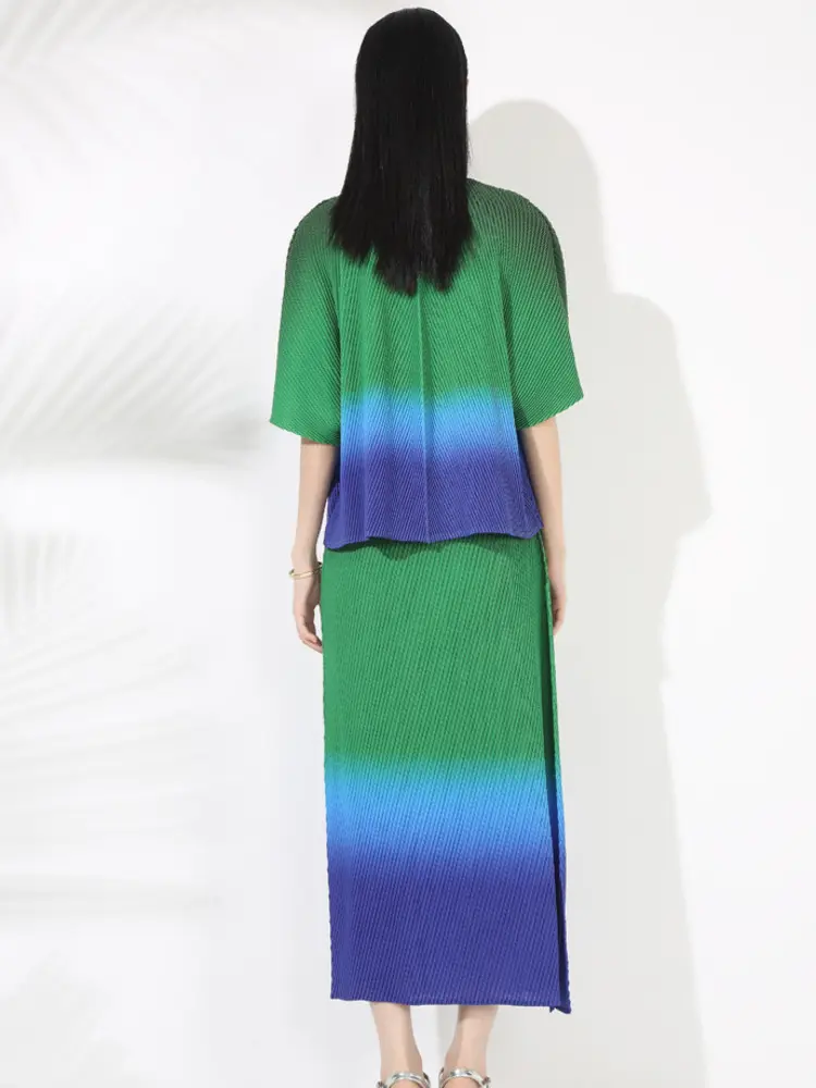 LANMREM Gradient Color Fish Scale Pleated Half Sleeve Pullover Top + High Waist Skirt Two-piece Set 2025 New Summer Sets 2DB2840