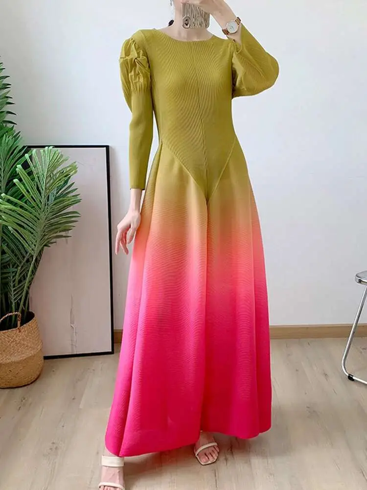 LANMREM Maxi Gradient Pleated Dress For Women Round Neck Long Ruffles Sleeves High Waist A-line Dresses Elegant 2023 New 2AA1157