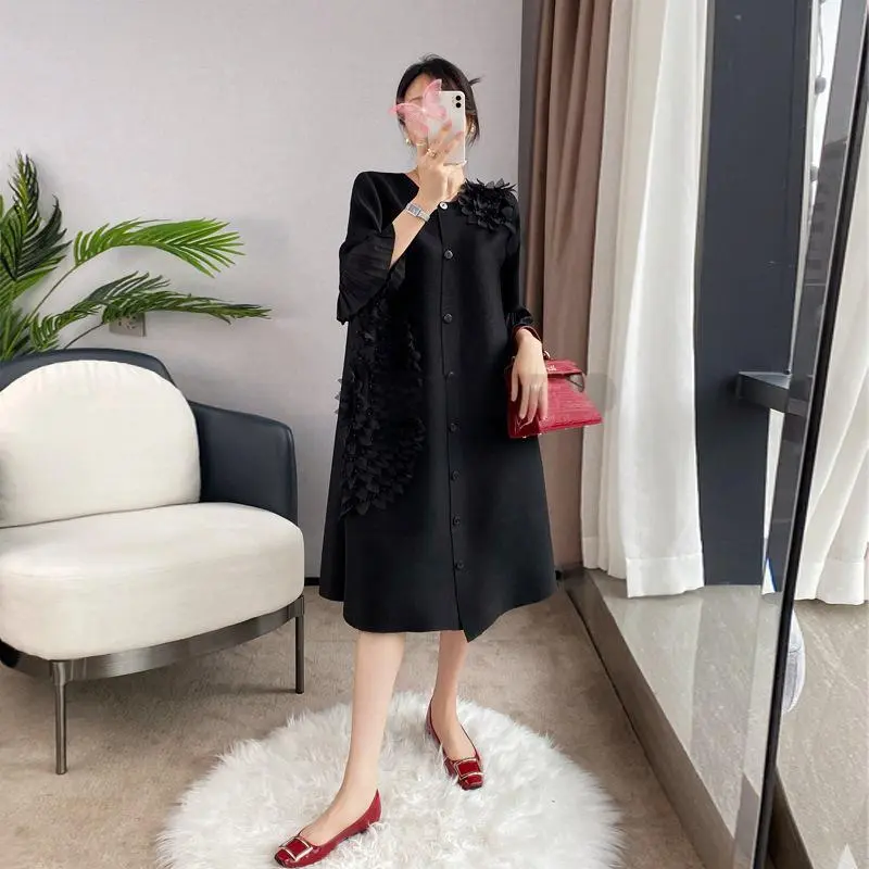 LANMREM Long Flare Sleeves Pleated Dress High End Flower Decoration Single Breasted Dresses Ladies Elegant Clothes 2DA1750