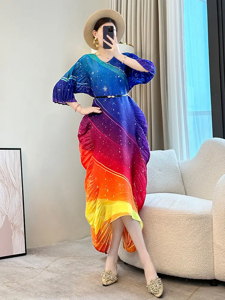 LANMREM Gradient Colorblock Design Pleated Dress For Women 2025 New Loose Causal Three Quarter Sleeve chic Long Dresses 2DB2985