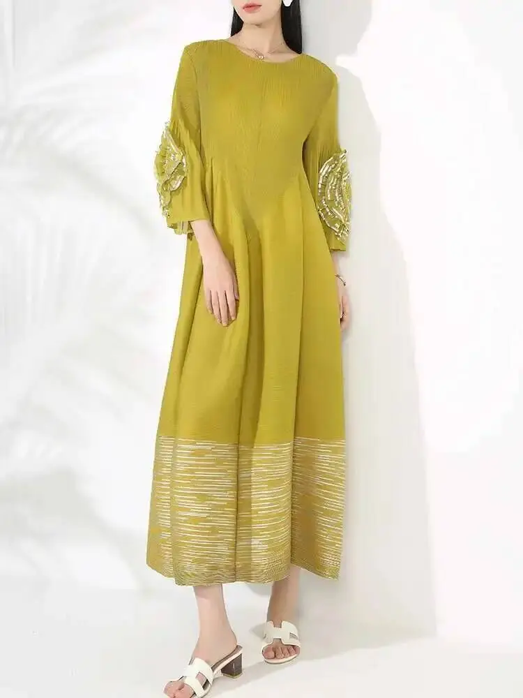 LANMREM Women's High-end Fashion Dress With Flower Ruffles Sleeves Round Neck Loose Big Size Long Dresses 2025 New 2DB1142