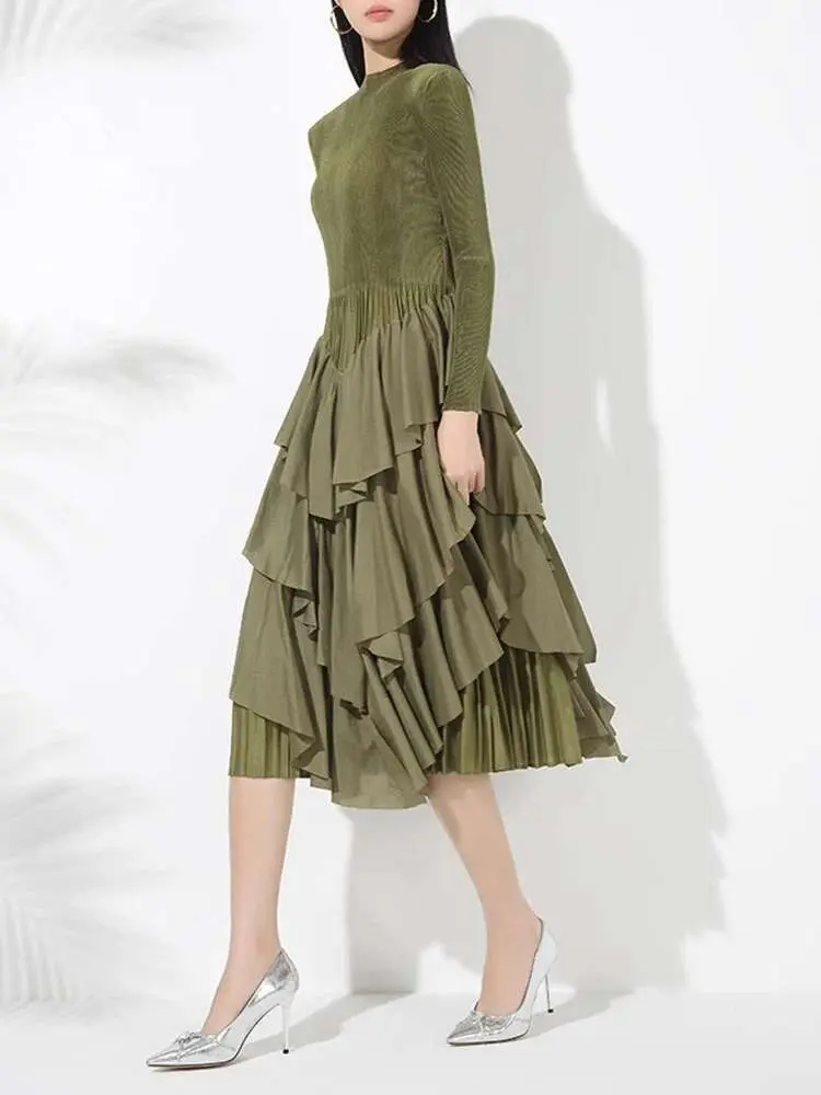 LANMREM Elegant Pleated Mid Length Dress For Women Long Sleeves Irregular Ruffles Patchwork A-line Dresses Fashion New 2VV2046
