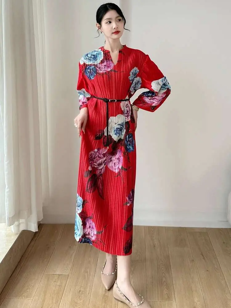 LANMREM French V-neck Design Print Lantern Sleeve Women's Pleated Lace-up Dress Female Fashion 2025 Spring Summer New 2DE422