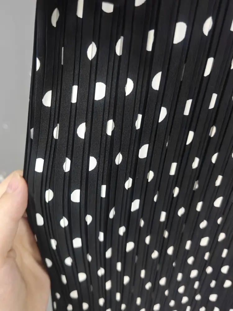 LANMREM Black Dot Printting Asymmetrical Bawting Short Sleeve Women's Dress Elastic Slim Round Collar Pleated Dresses 2DB3374