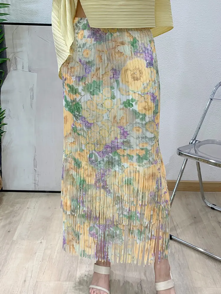 LANMREM Summer 2025 New Pleated Skirts Women's Casual Elastic Waist Printed Double-layer Tassel Long Skirt With Pockets 2DB2733