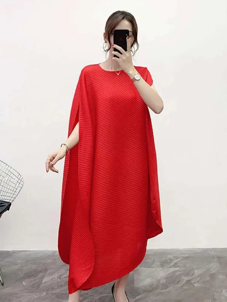 LANMREM Irregular Pleated Dress Women Round Neck Short Sleeves Loose Batwing Style Female Fashion Clothing 2024 Summer 2DA3693