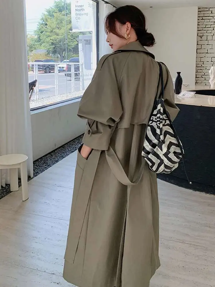 LANMREM Loose Trench Coat For Women Solid Color Lapel Double Breasted Fashion Long Windbreaker With Belt 2025 Spring New 2R6954