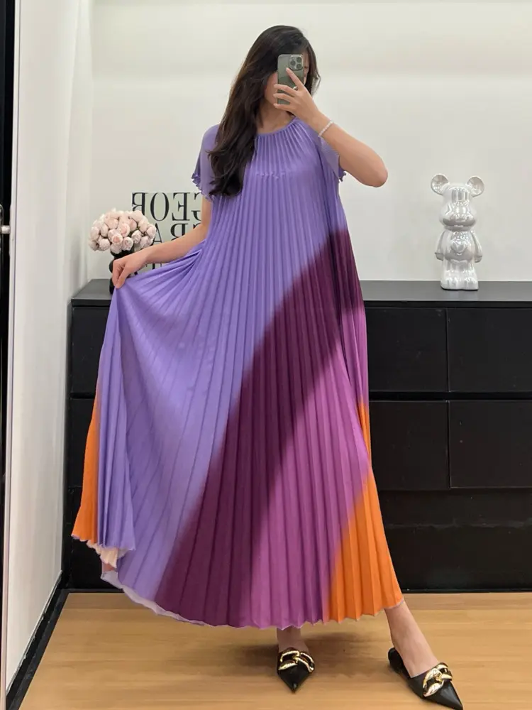 LANMREM Colorblock Spliced Pleated Women's Dress 2025 New High-End Design Elegant Temperament Short Sleeve Dresses Chic 2DB3574