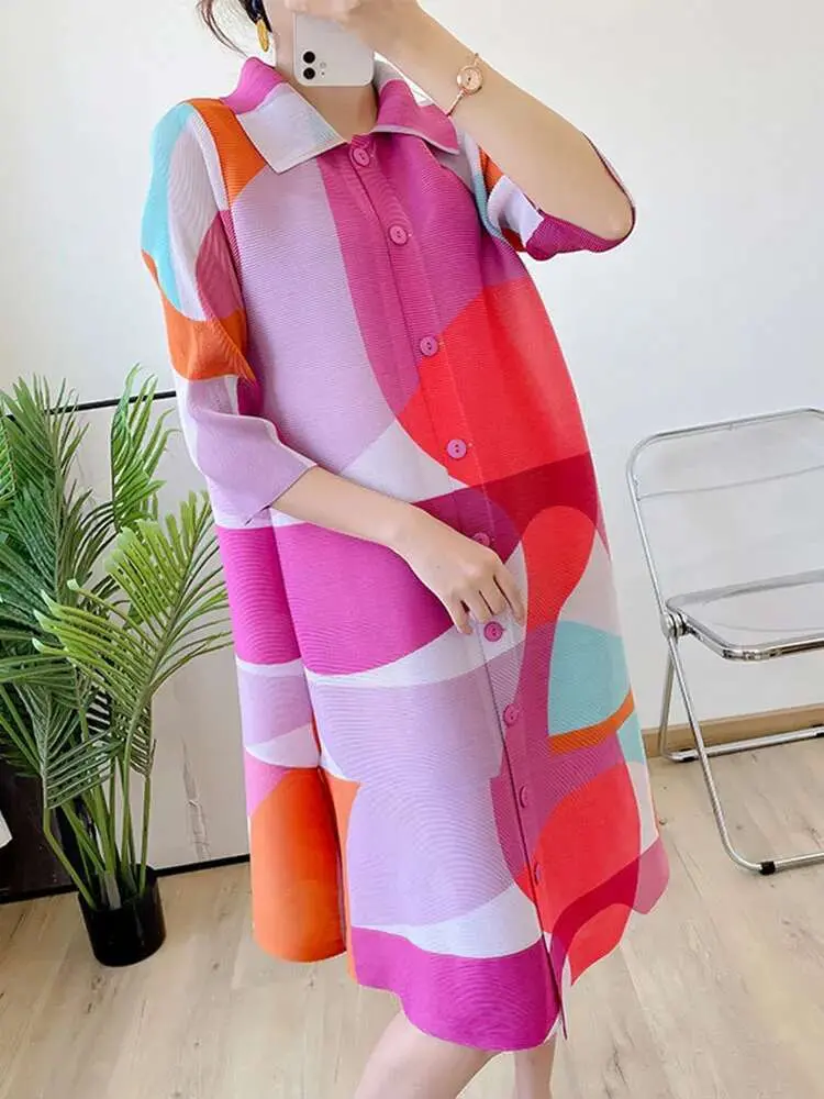 LANMREM Color Block Pleated Dress For Women Lapel Single Breasted Three Quarter Sleeves Loose Dresses Female 2025 Summer 2R2741