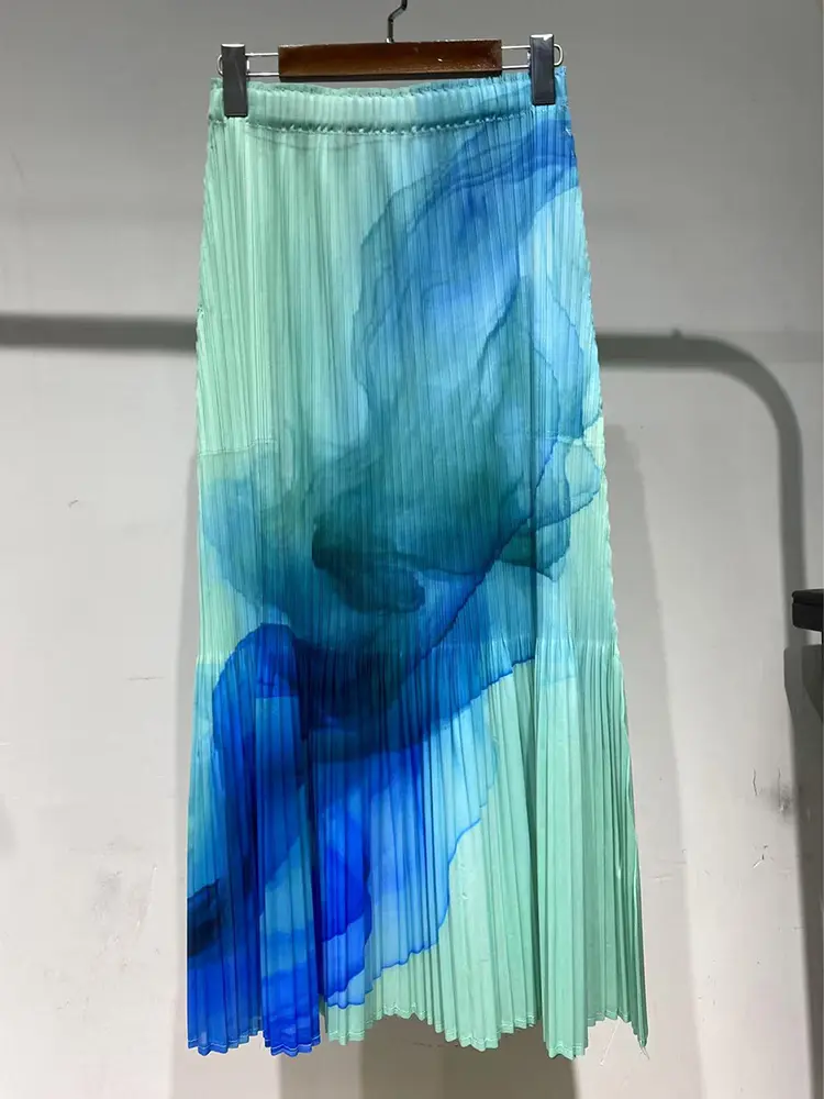 LANMREM Pleated Skirts 2025 Summer New Niche Color-gradation Printing‌‌ Design Women's Tide Elastic Waist Long Skirts 2DB2783
