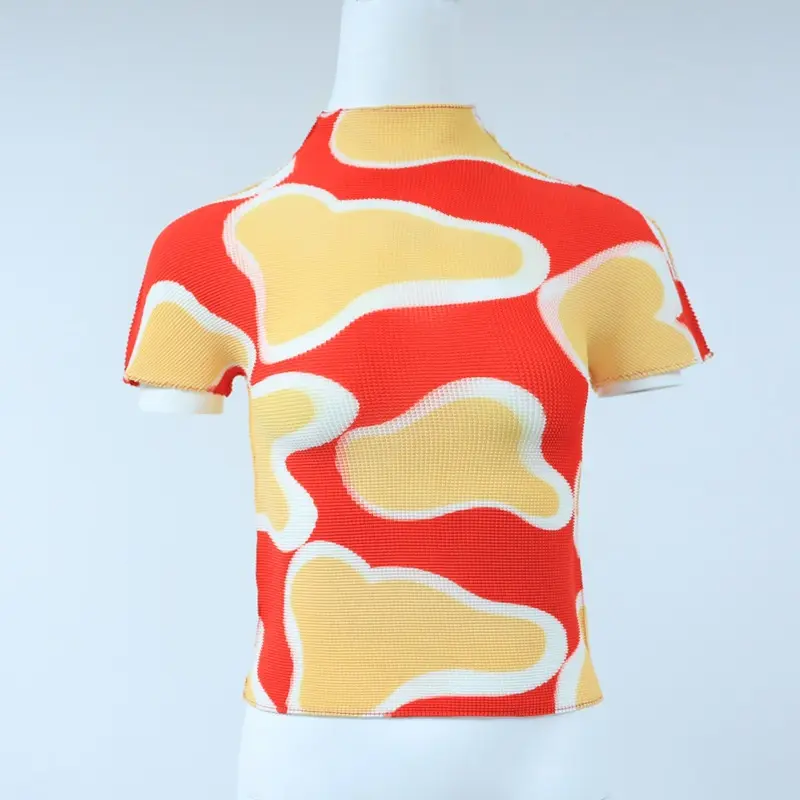 LANMREM Color Block Printting Pleated T-shirt For Women 2025 Summer New Fashion Short Sleeve Slim Elastic Tops Famale YJ774