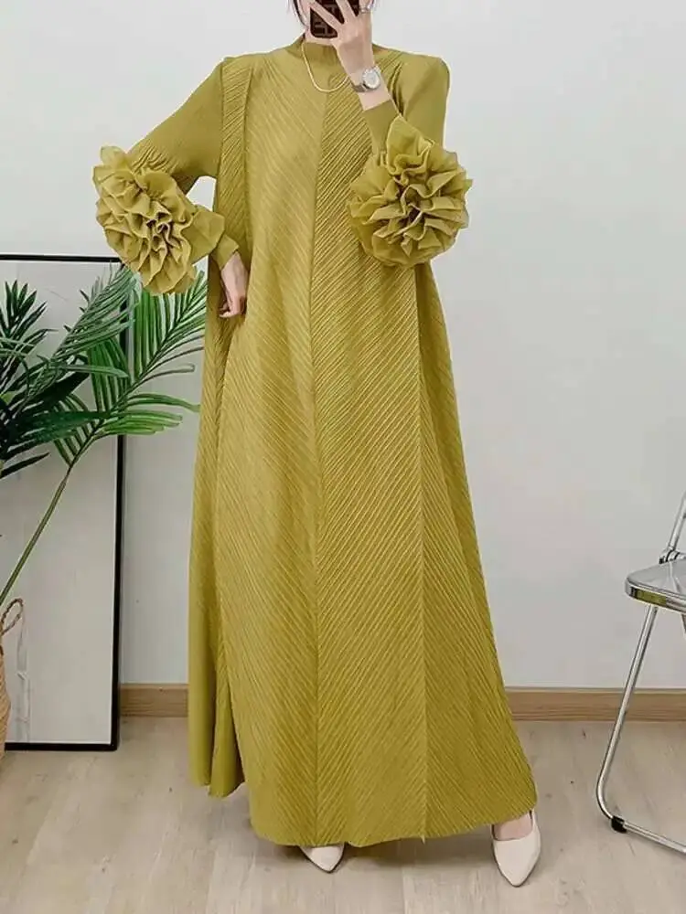 LANMREM Maxi Pleated Dress For Women Wine Red Long Ruffles Sleeves Solid Color Loose Elegant Clothing 2025 Spring New 2DB1827