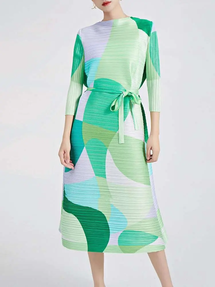 LANMREM Elegant Pleated Dress With Belt Women's Fashion Printed Long Sleeves Printed A-line Dresses Female Clothing 2023 2YA3027