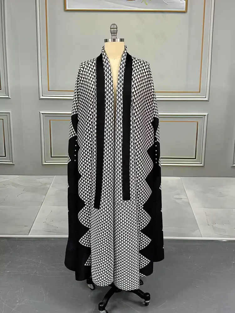 LANMREM Niche Geometric Printting Loose Long Pleated Jacket For Women 2025 New Elastic Cardigan Trench Coat Chic Clothes 2DB3474