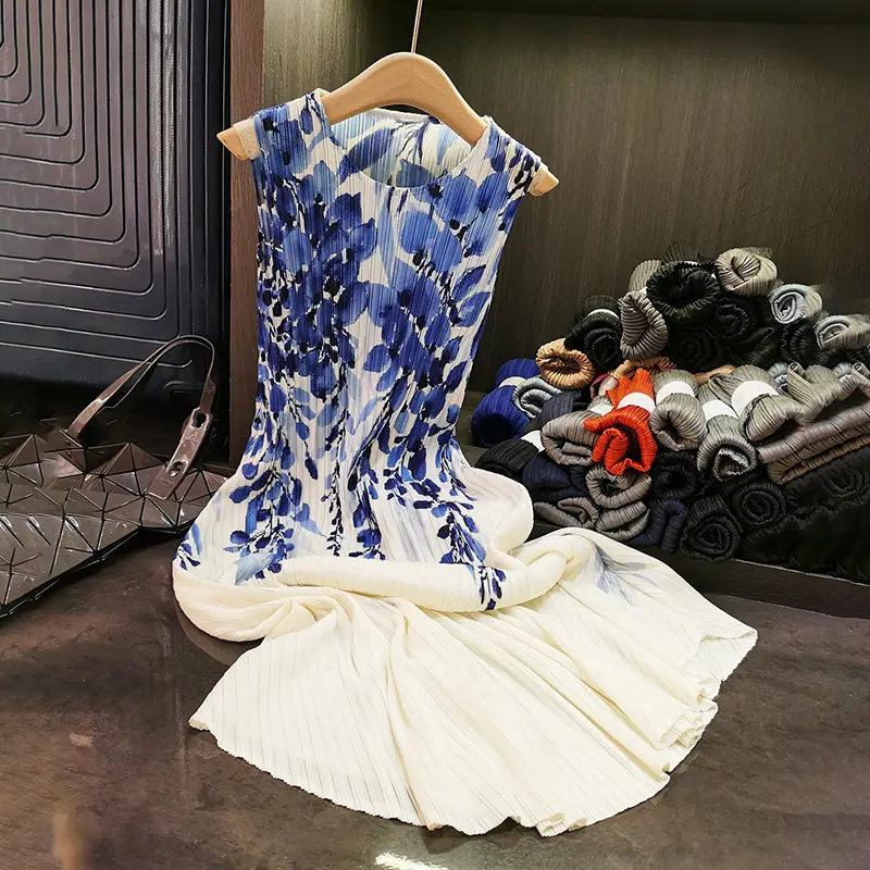 LANMREM Blue Gradient Color Round Neck Sleeveless Women's Dress Summer New Sweet Printting Dresses 2025 Chic Clothing 2DB3808