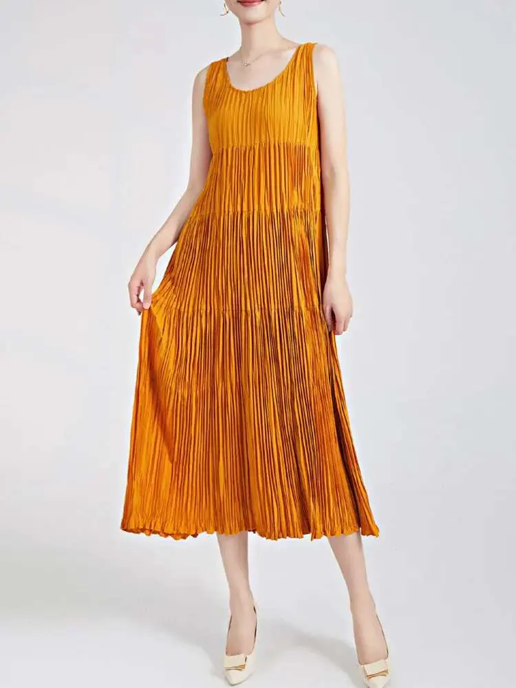 LANMREM Elegant Pleated Dress For Women Round Neck Sleeveless Solid Spliced A-line Dresses Female Clothing 2024 New 2YA2860