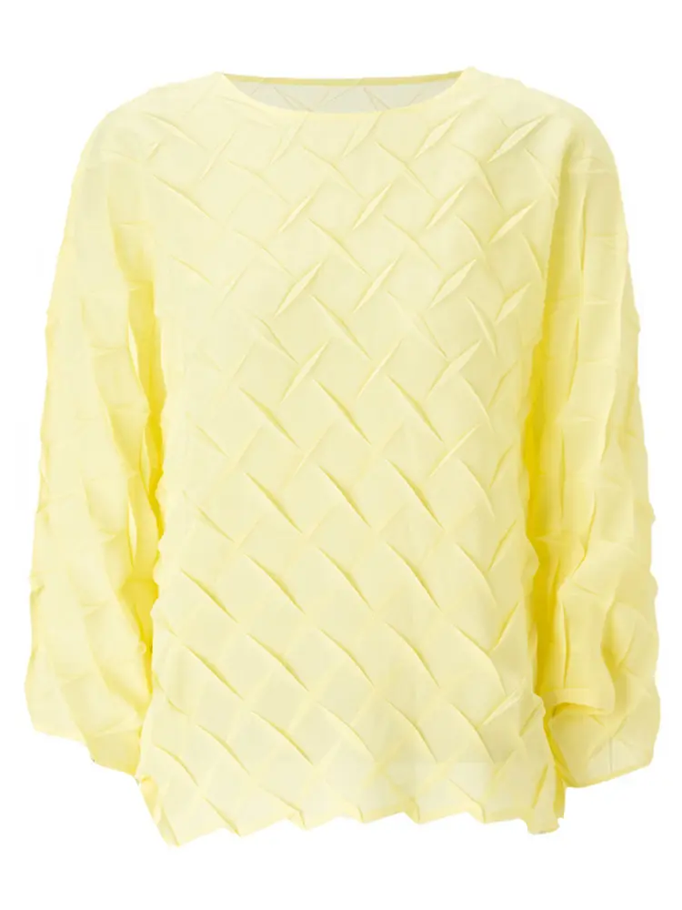 LANMREM 2025 Summer New Pleated T-shirt For Women Round Neck Design Loose Fashion Round Collar Batwing Sleeve Short Tops 2DB2837