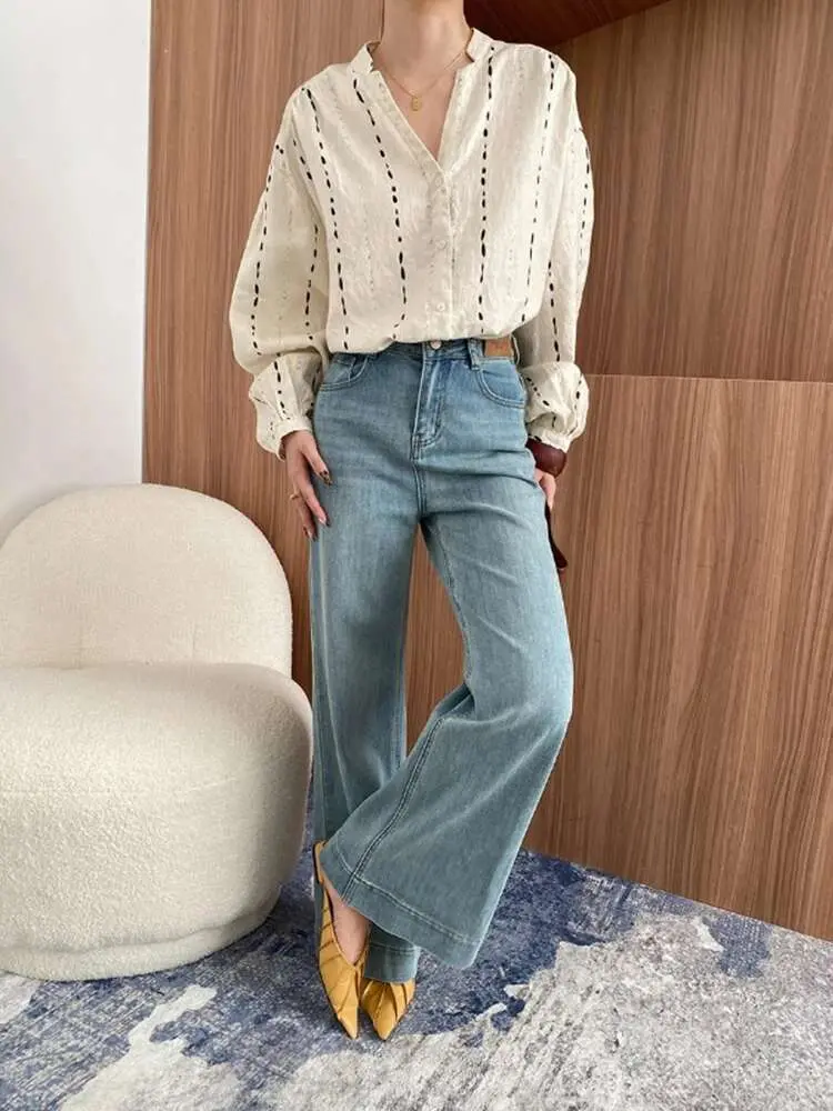 LANMREM Women's Shirt V-neck Single Breasted Long Sleeve Loose Casual Sunscreen Tops Fashion Tide 2025 Spring Summer New 2DE631