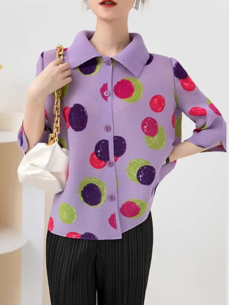LANMREM Single Breasted Pleated Shirts For Women 2025 Summer Lapel Printing Dot Three Quarter Sleeves Female Elegant Top 2R2934