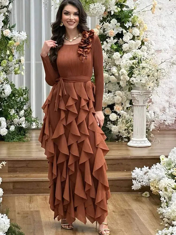LANMREM High Quality Pleated Dress Women's Spring 2025 New O-neck Irregular Patchwork Ruffle Design Belted Long Dresses 2DB2466