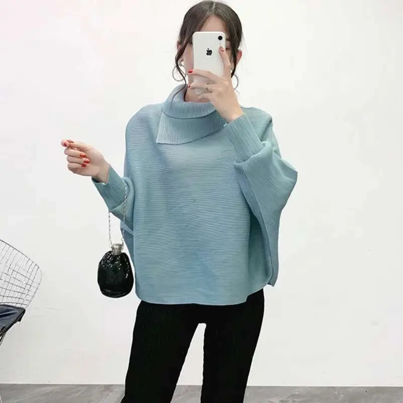 LANMREM 2025 Spring New Scarf Collar Batwing Sleeves Pullover Twice Pleated Thickness Loose Sweatshirt Top Female WJ74304