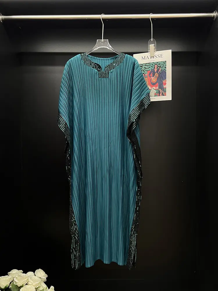 LANMREM Chic Pleated Design Loose Cloak Short Sleeve Women's Dress Heat-melting Rhinestone Design Elastic Loose Dresses 2DB3576