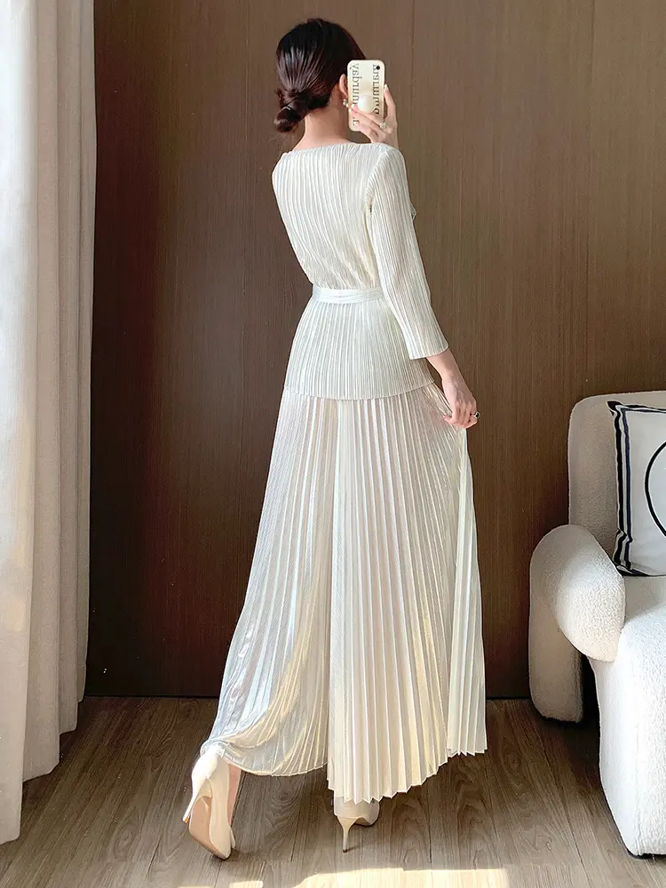 LANMREM Pleated Pants Women High Elastic Waist Solid Color Wide Leg Trousers Female Fashion Party Clothing 2024 Summer 2DA5011