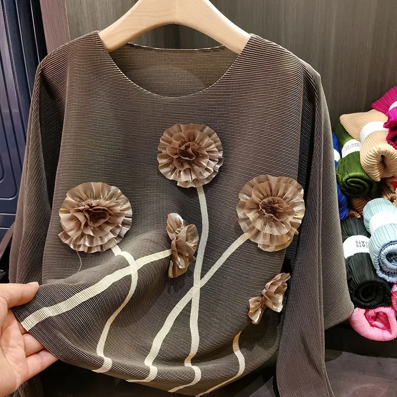 LANMREM O-neck Pleated Women's T-shirt Three-dimensional Flower Spliced Tee Loose Chic Bat Long Sleeved Pullover Top 2DB3336