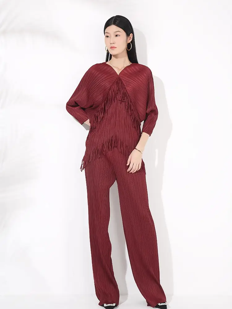 LANMREM Chic 2025 New Women's Two Pieces Set High-end Tassel Splicing V-neck Bat Sleeve Top + High Waist Straight Pants 2DB3449