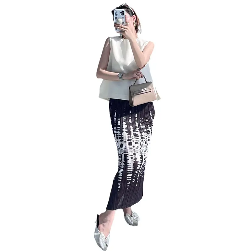 LANMREM Pleated 2025 New Digital Print Women's Skirt Elegant Elastic High Waist Slimming Versatile Black Straight Skirts 2DB3640