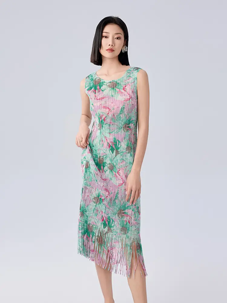 LANMREM High Street Hand Drawn Printing Pleated Dress For Women 2025 New Round Collar Sleeveless Tassel Hem Slim Dresses 2DB2822