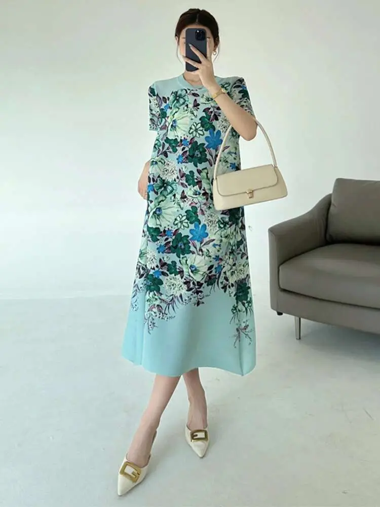 LANMREM Pleated Printting Blue Women's Dress Loose Casual Short Sleeve Elastic Summer Dresses 2025 New Chic Clothing 2DB3513