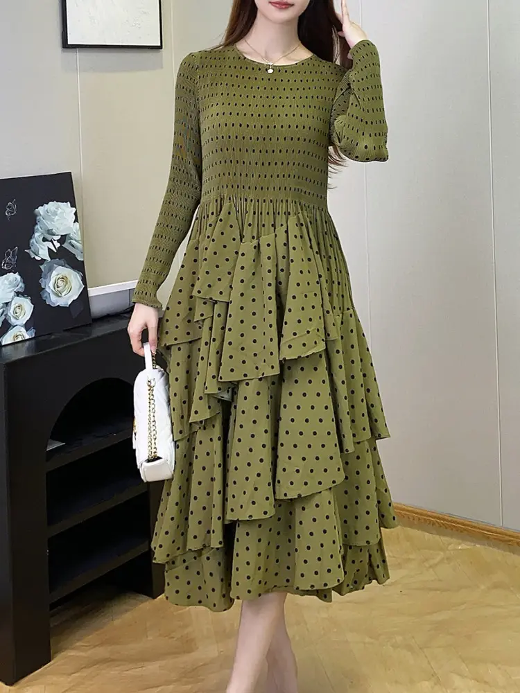 LANMREM Women's Polka Dot Cake Dress Niche Design Long Sleeves Ruffles Elegant Dresses 2025 Spring Spring New 2DB1180
