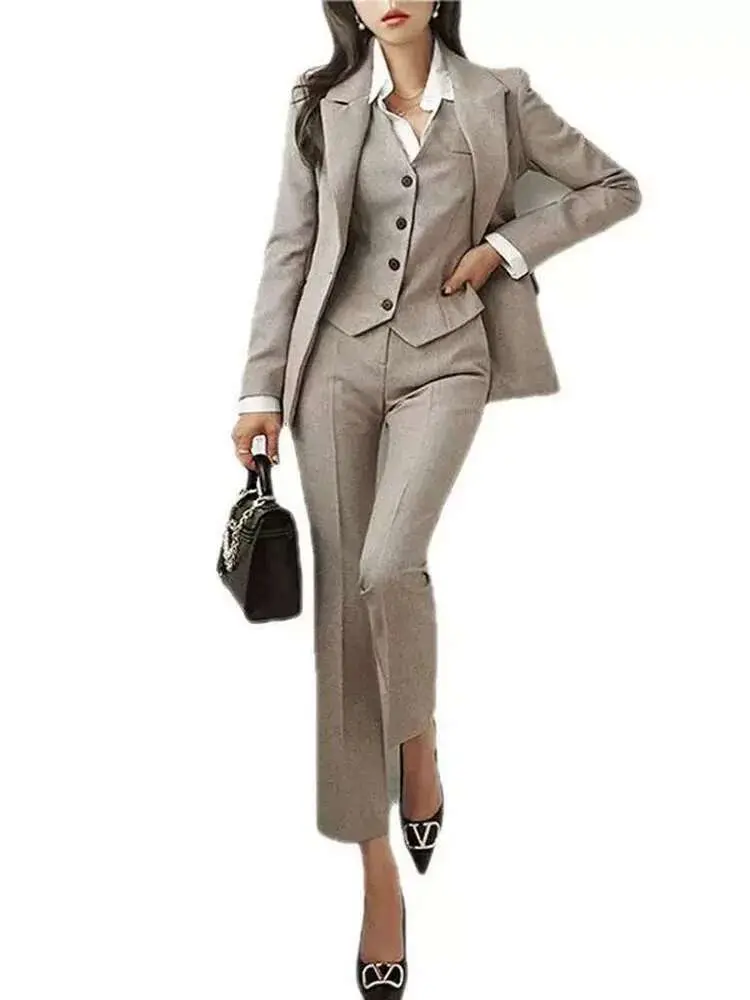 LANMREM Office Lady Three -piece Set For Women V-neck Single Breasted Solid Color Tops With Ankle-length Pants 2024 New 2Z2093