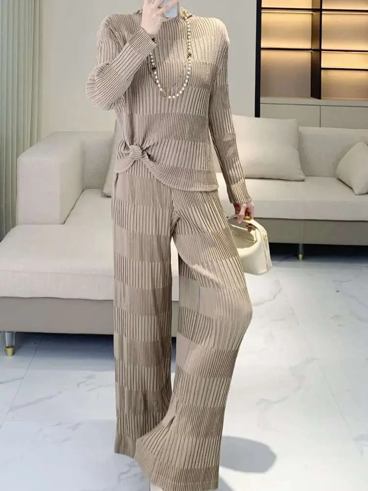 LANMREM Solid Color Pleated Sets Women 2025 New Round Neck Long Sleeve Casual Tops Elastic Waist Loose Long Two-piece Set 2DE648