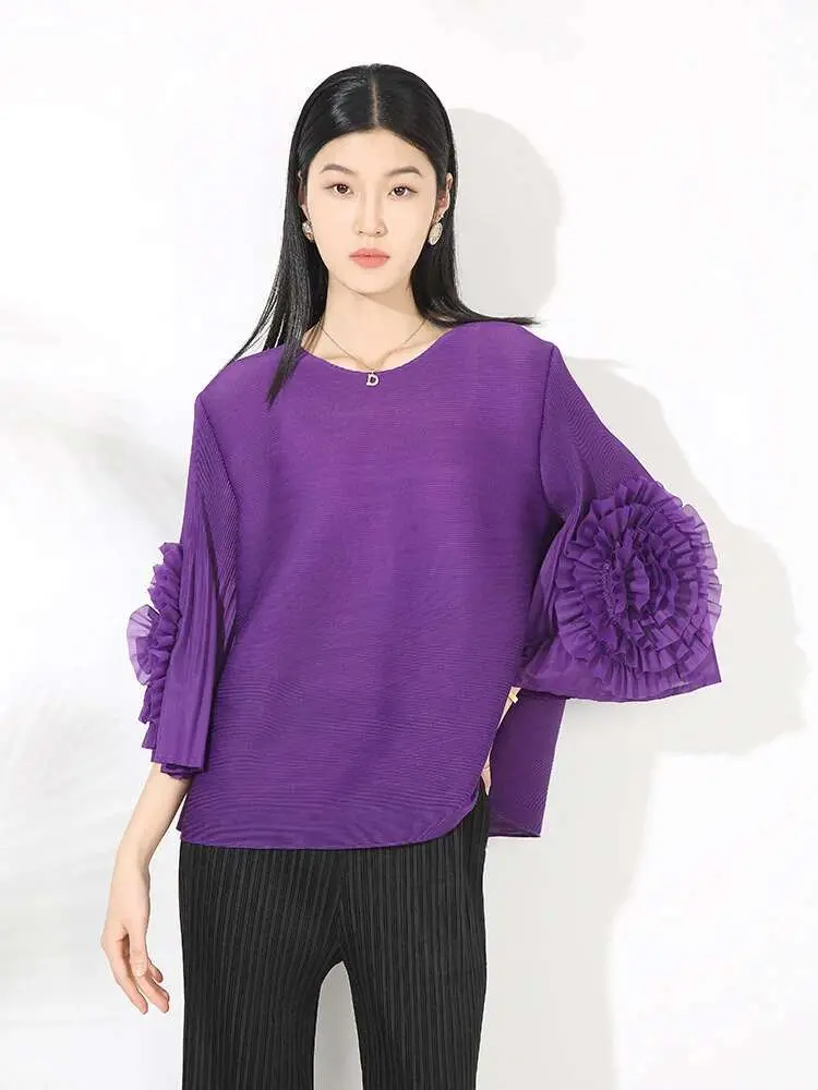 LANMREM Three-quarter Sleeve Pleated T-shirt For Women Round Neck Patchwork Flower Causal Tops Fashion Summer 2025 New 2DE258