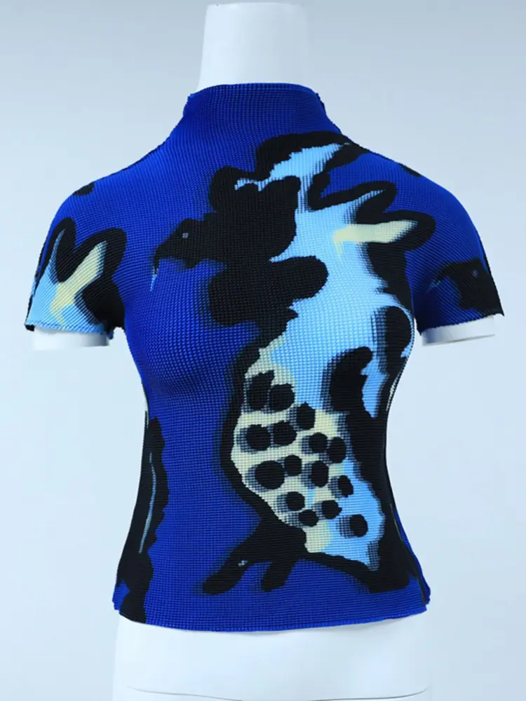 LANMREM Pleated Top For Women 2025 Summer New Printed Half High Collar Elastic Fabric Short Sleeve T-shirt Famale Fashion YJ783