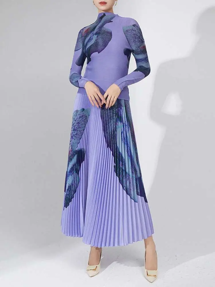 LANMREM Fashion Printed 2 Pieces Set Women Turtleneck Pleated Slim T Shirt Elastic Waist A Line Skirt Designer Clothing 2DC1341