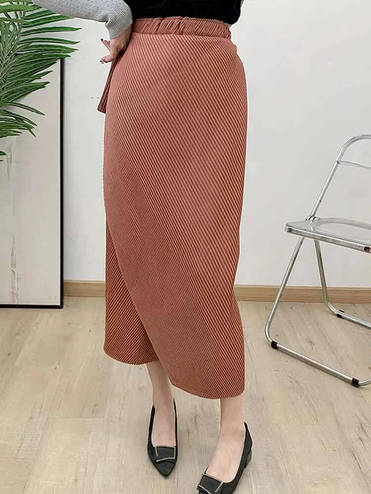 LANMREM Versatile Women Skirt Elasitc Waist Patchwork Bandage Loose Blue Pleated Skirts Female 2025 New Fashion Clothing 2DC1482
