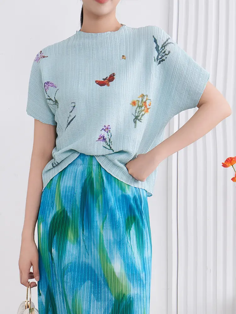 LANMREM Ligh Green Short Sleeved T-shirt Women 2025 Summer Plant Printed Pleated Top Transparent Versatile Pullover Top 2DB3230