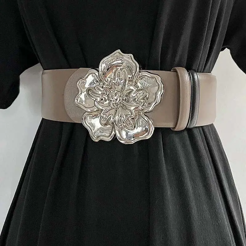LANMREM Large Flower Double-sided Cowhide Casual Wide Belt Women's Temperament Versatile Fashion New Leather Belts 2DB1860